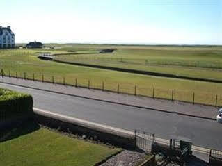 Linksview Guest House Carnoustie Exterior photo